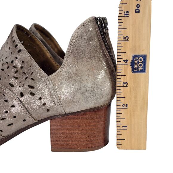 Sofft Ankle Boot Booties sz 10M Women Wyoming Taupe Laser Cut Leather 2" Western - Picture 10 of 12
